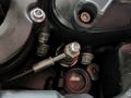MT09 oil feed
